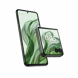 Moto Razr 50 Ultra 5G (Spring Green, 12GB + 512 GB)